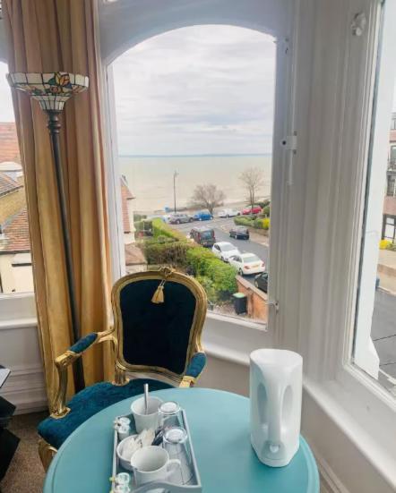 The Cobham Hotel Сътън он Сий Екстериор снимка